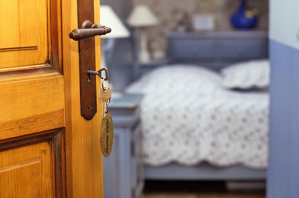 L'Abri Du Poete Bed and Breakfast Besse-sur-Issole Δωμάτιο φωτογραφία