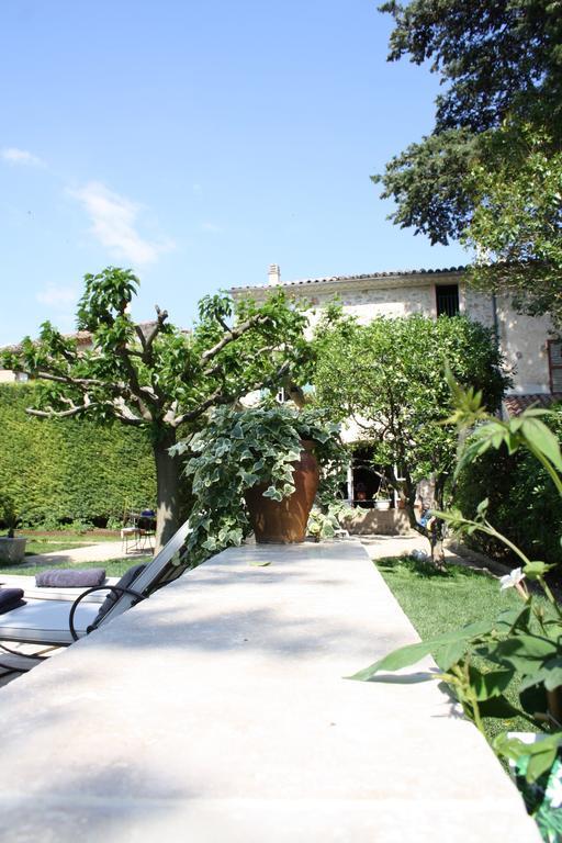 L'Abri Du Poete Bed and Breakfast Besse-sur-Issole Εξωτερικό φωτογραφία